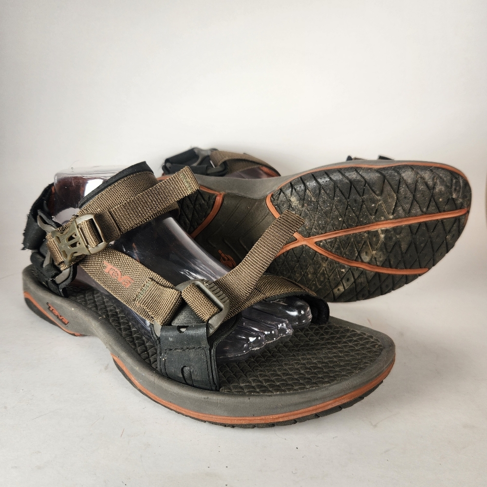TEVA Men's Universal Buckle 2 Water Sandal Size 10 Khaki Shoes Outdoor - Picture 1 of 11